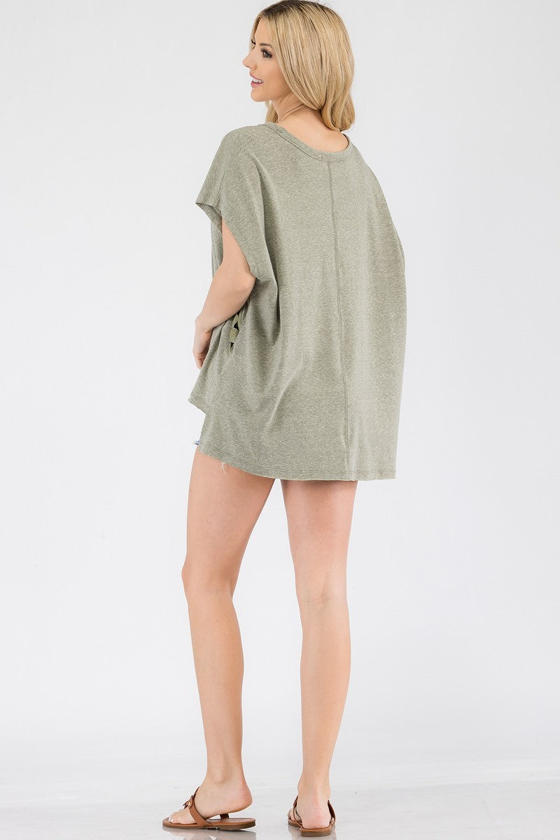 Top Verde Claro Detalles Sutiles
